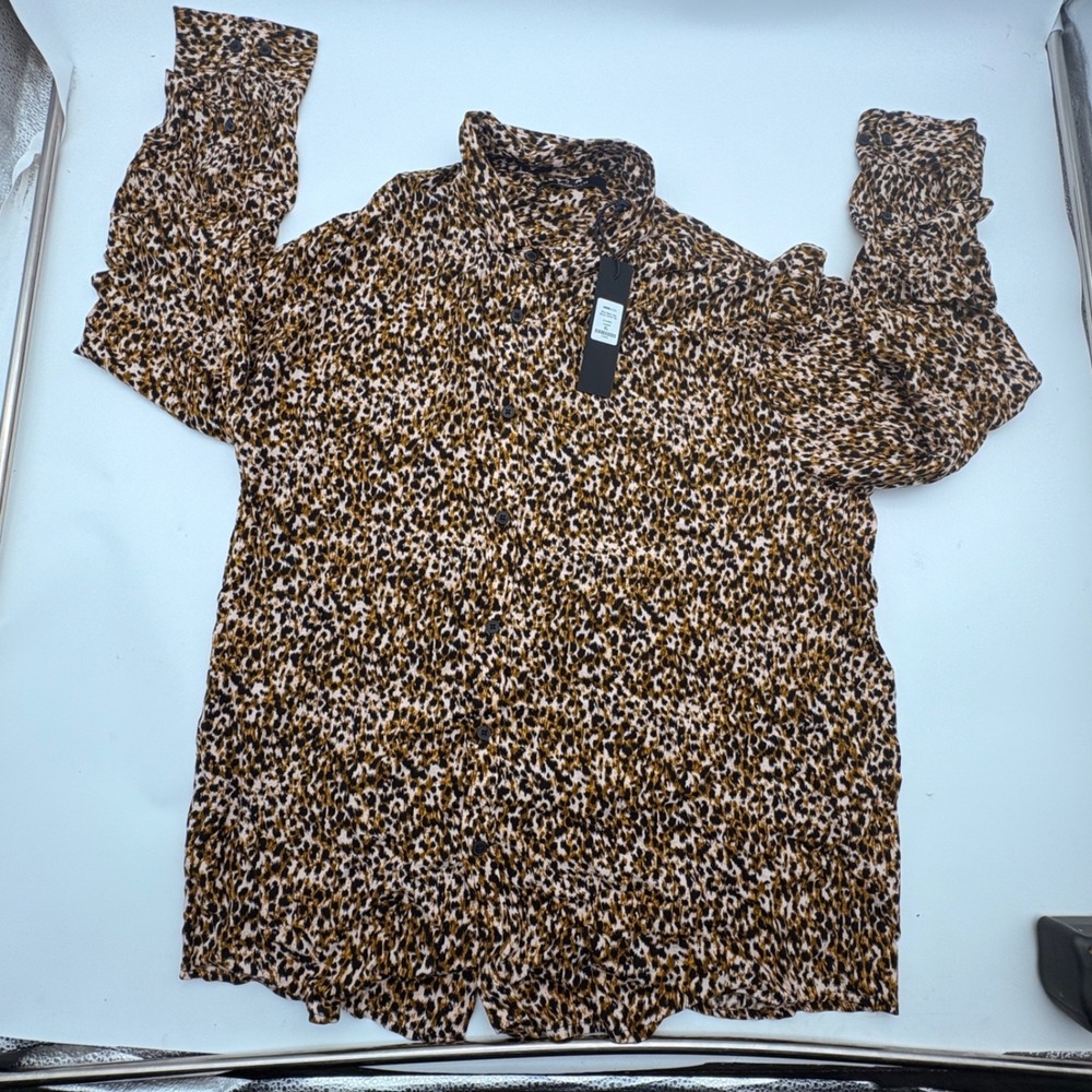 NovaMen Wild Vibes Leopard Print Long Sleeve Button Down Woven Top XL NEW
